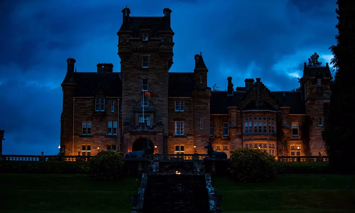 The Traitors nasıl ve nereden izlenir